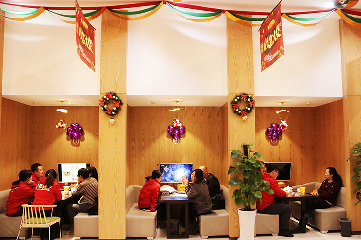 林凤装饰收官大促现场1.jpg 林凤装饰收官大促现场1.jpg