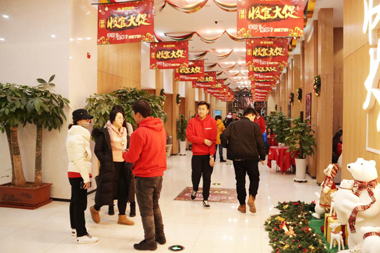 林凤装饰收官大促现场3.jpg 林凤装饰收官大促现场3.jpg