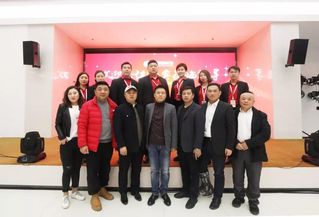 上海多家装修企业领导参观林凤装饰集团 上海多家装修企业领导参观林凤装饰集团